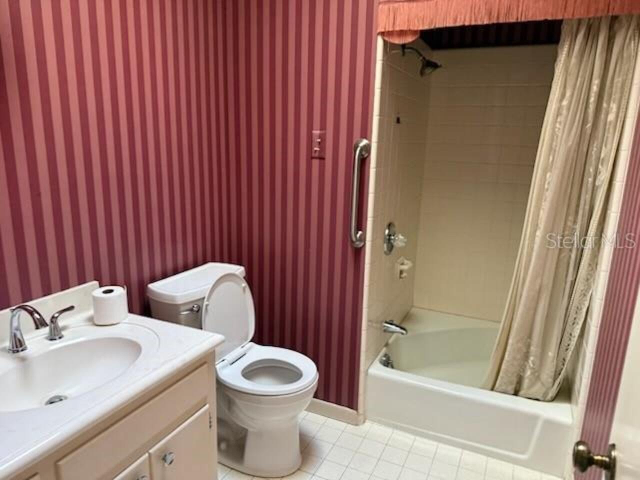 Listing Photo 18
