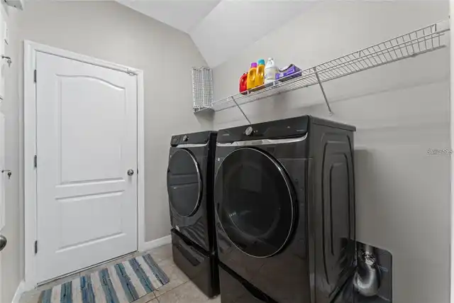 Listing Photo 8