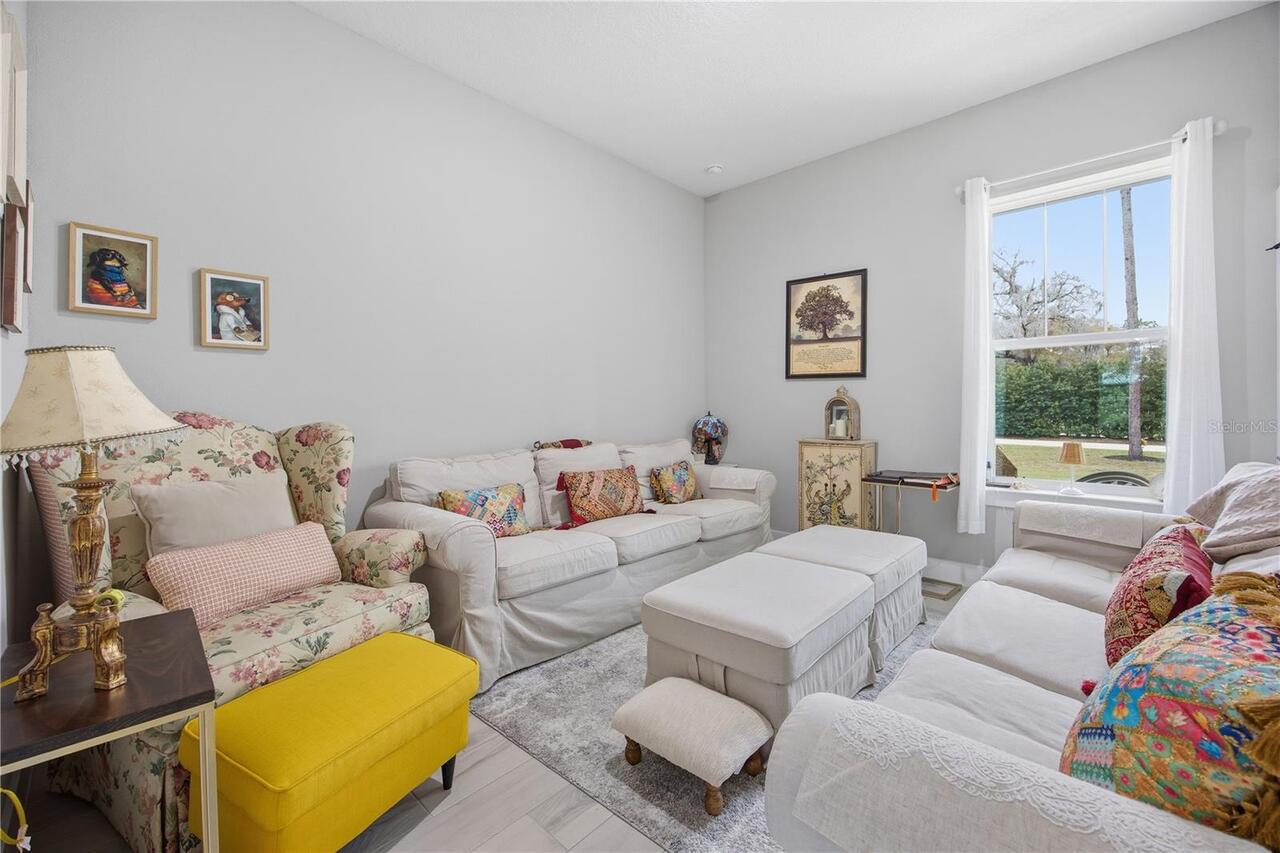 Listing Photo 17