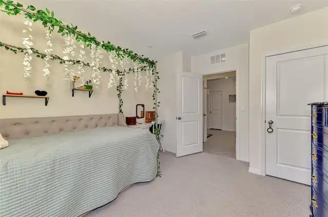 Listing Photo 34