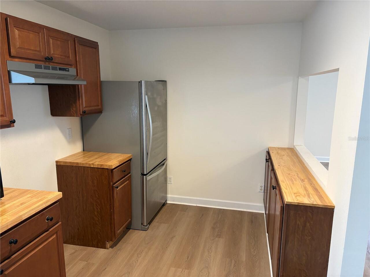 Listing Photo 12