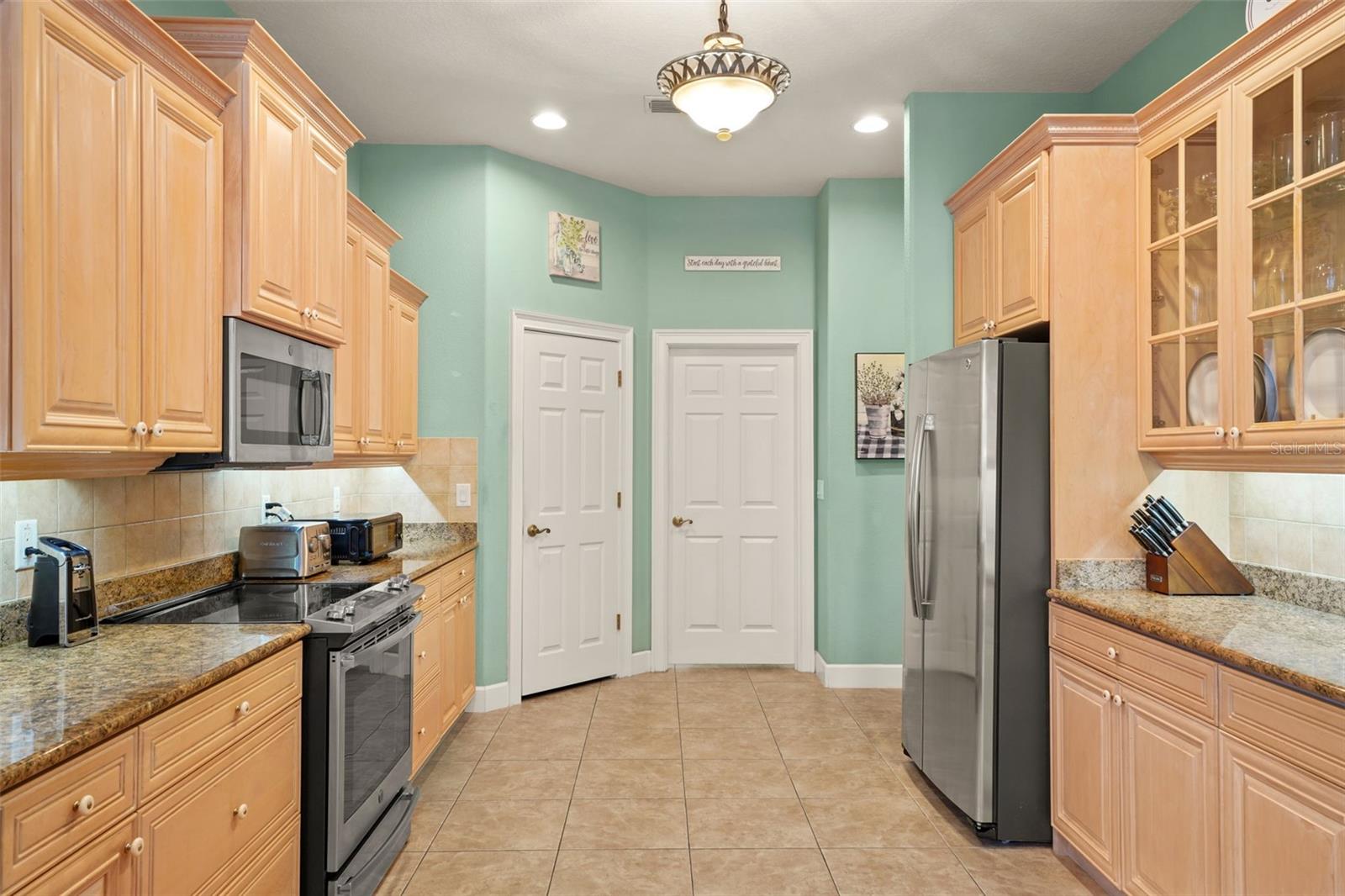Listing Photo 11
