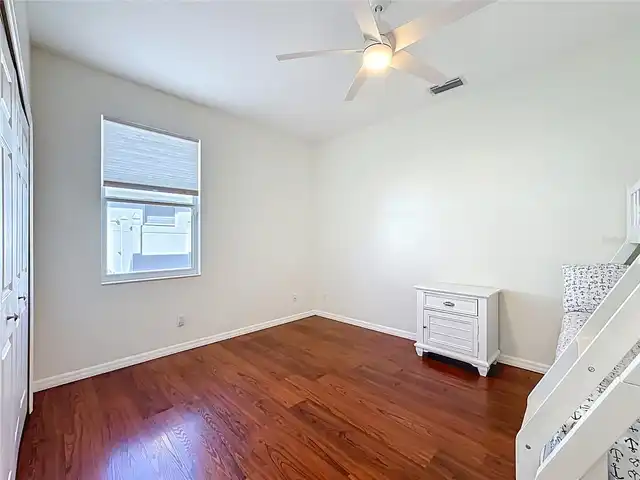 Listing Photo 32