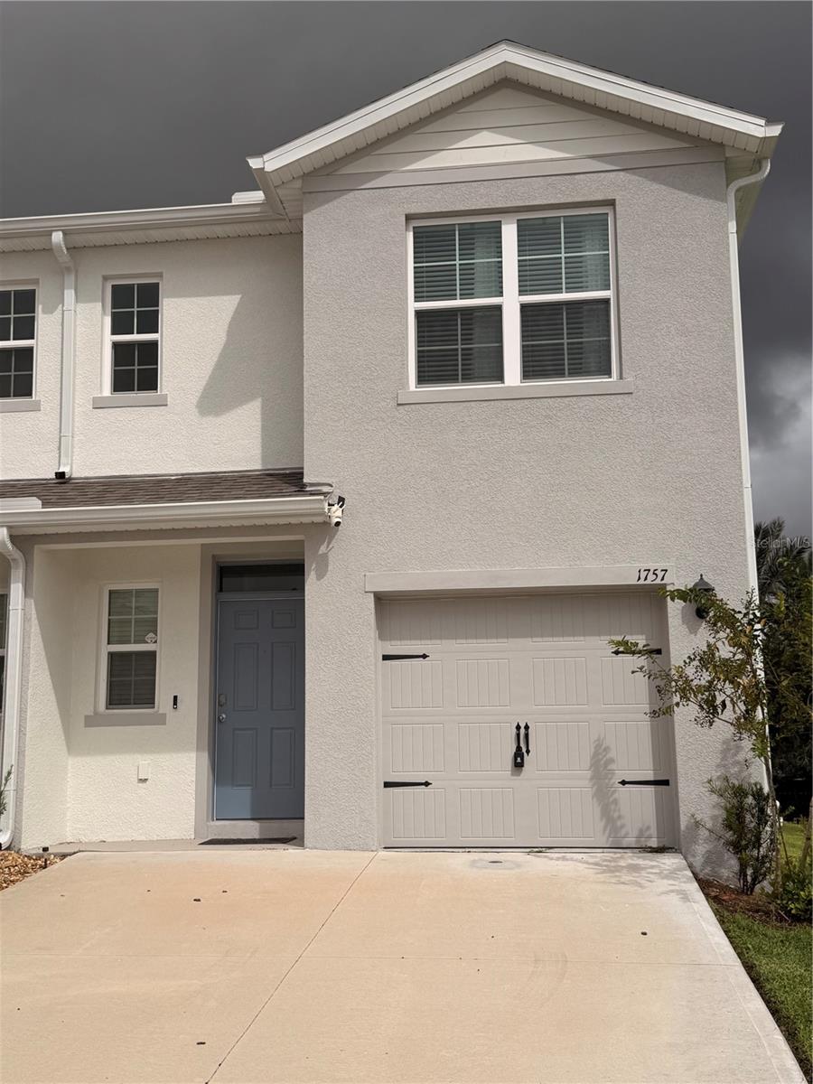 Davenport Real Estate