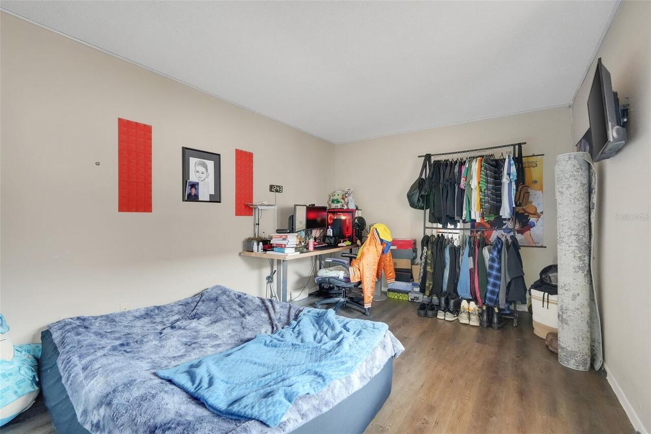 Listing Photo 16