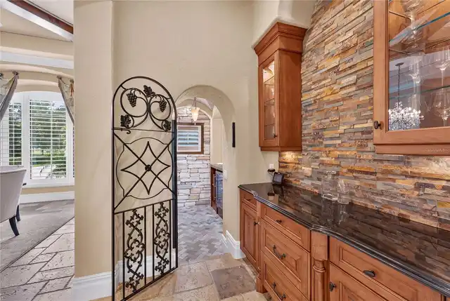 Listing Photo 15