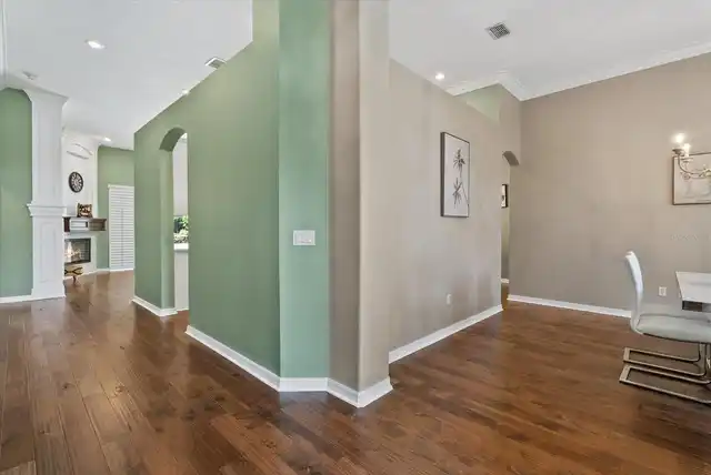 Listing Photo 6