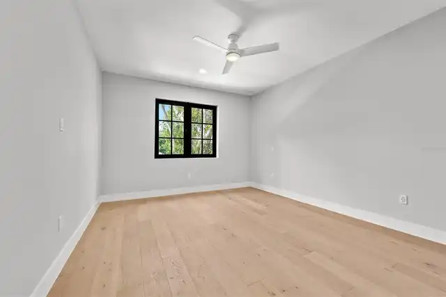 Listing Photo 41
