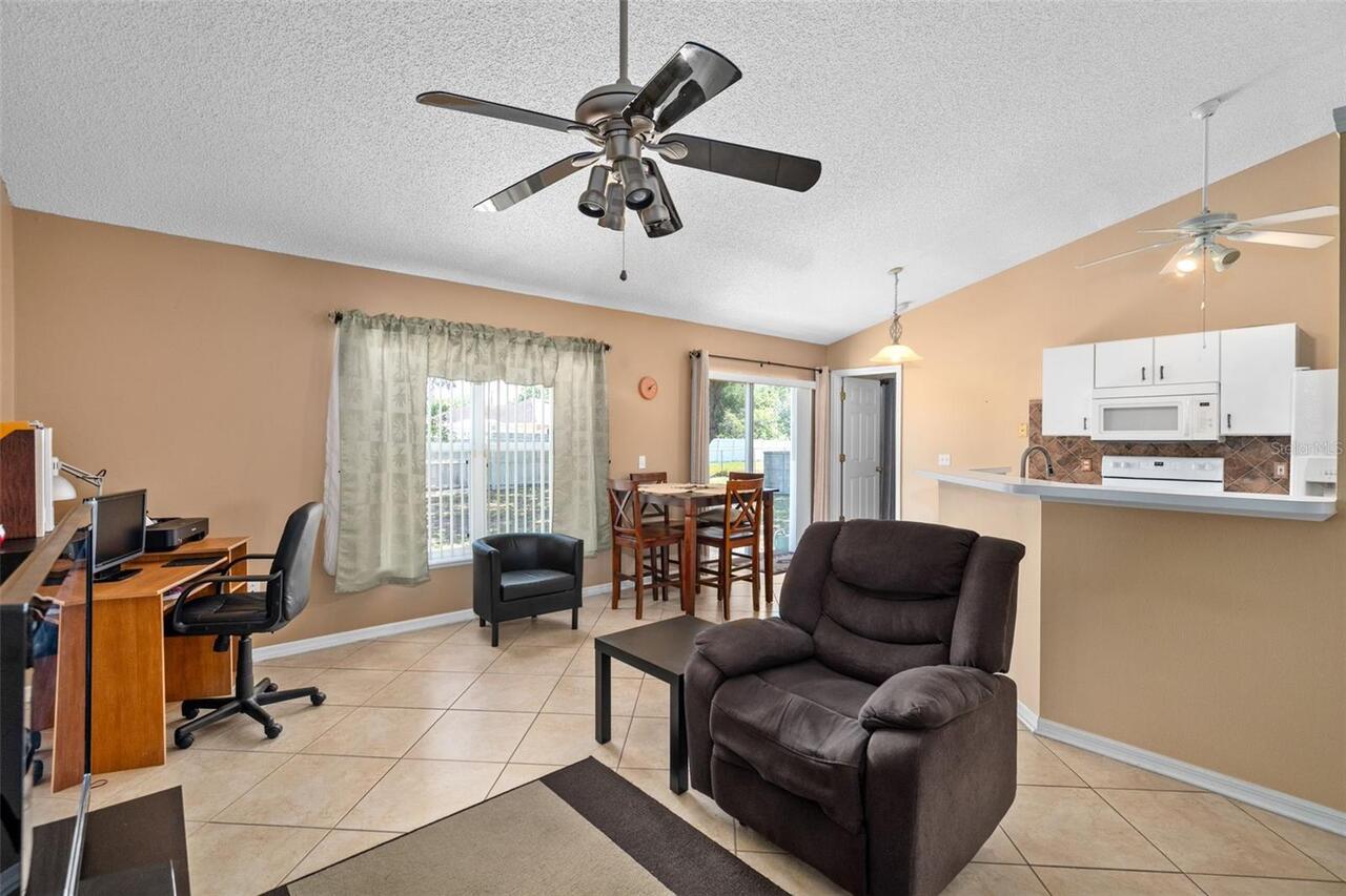 Listing Photo 11