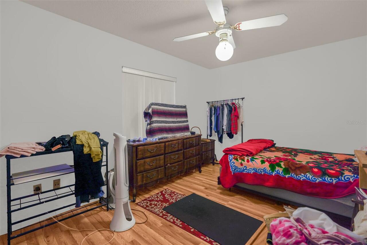 Listing Photo 8