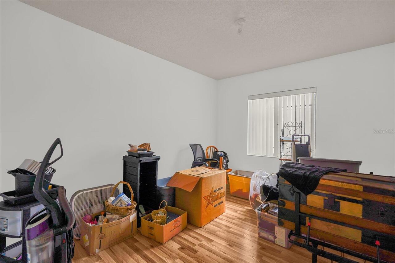 Listing Photo 10