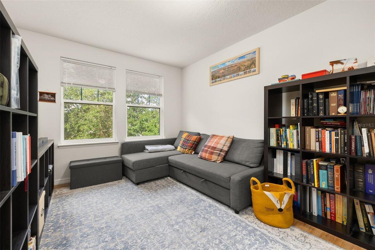 Listing Photo 18