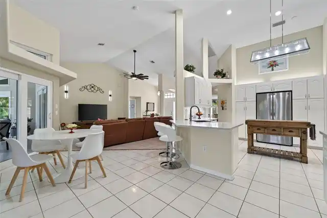 Listing Photo 21