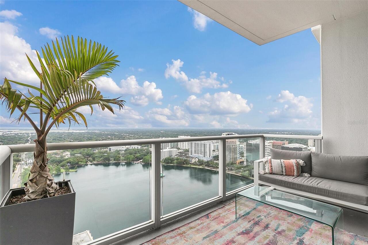 2BR, Residential Lease, 2BA, $3,400
Read More