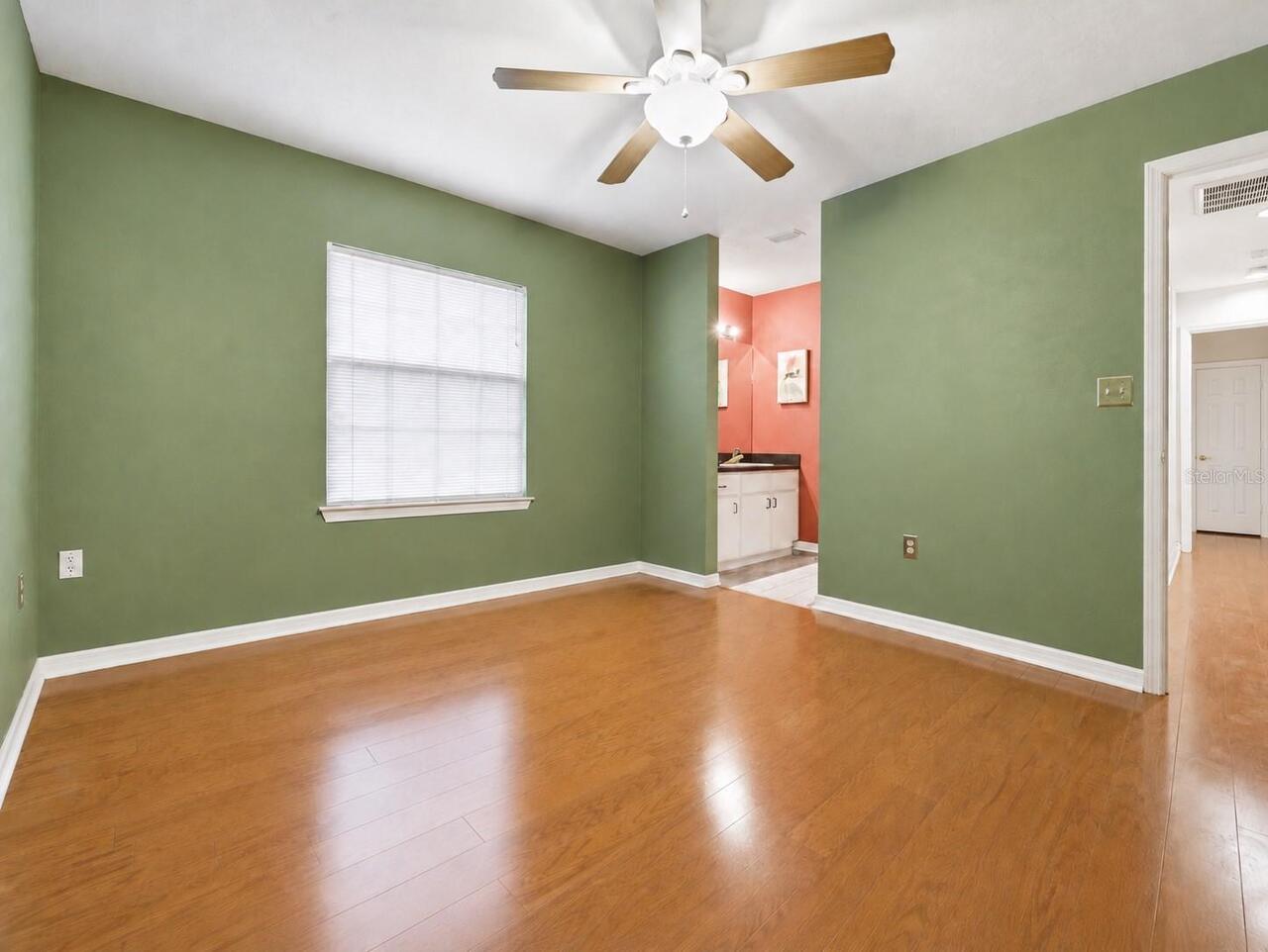 Listing Photo 24