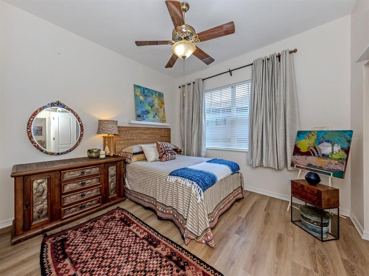 Listing Photo 25