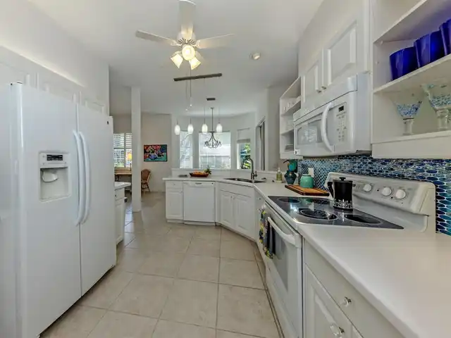 Listing Photo 16