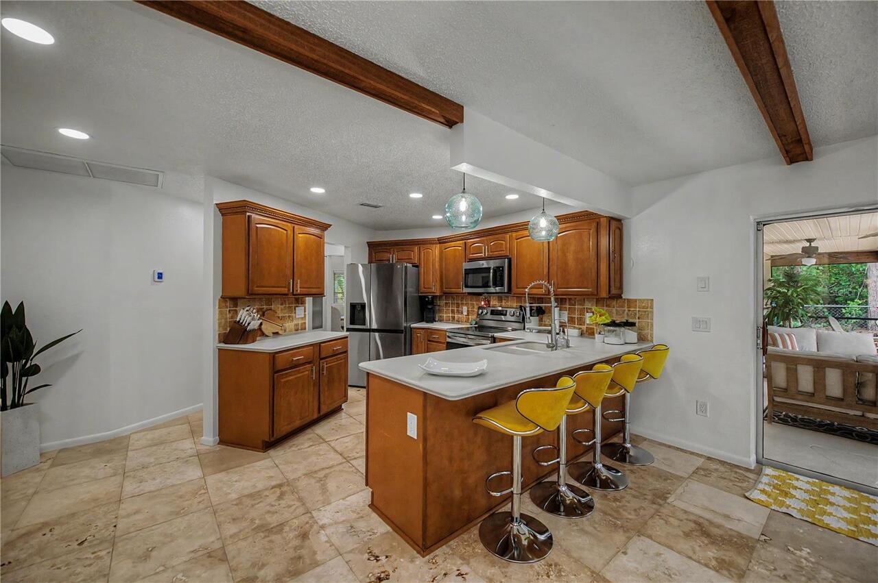Listing Photo 8
