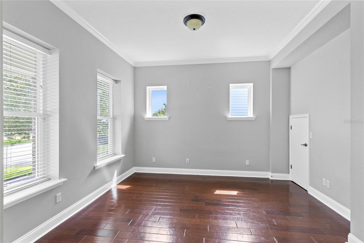 Listing Photo 16