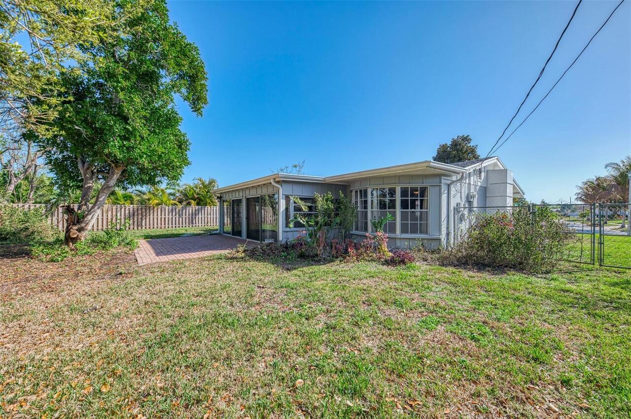 Listing Photo 37