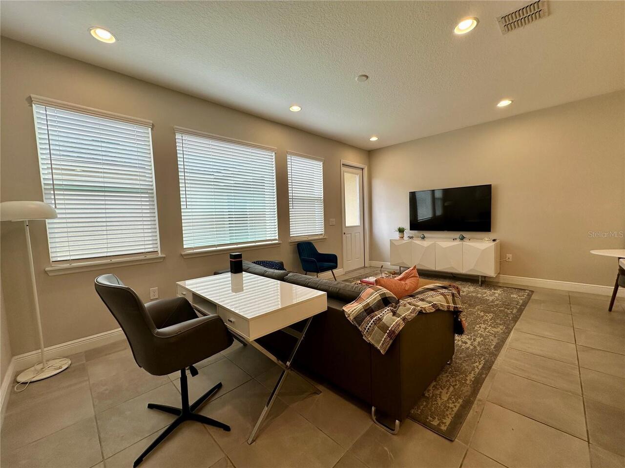 Listing Photo 16
