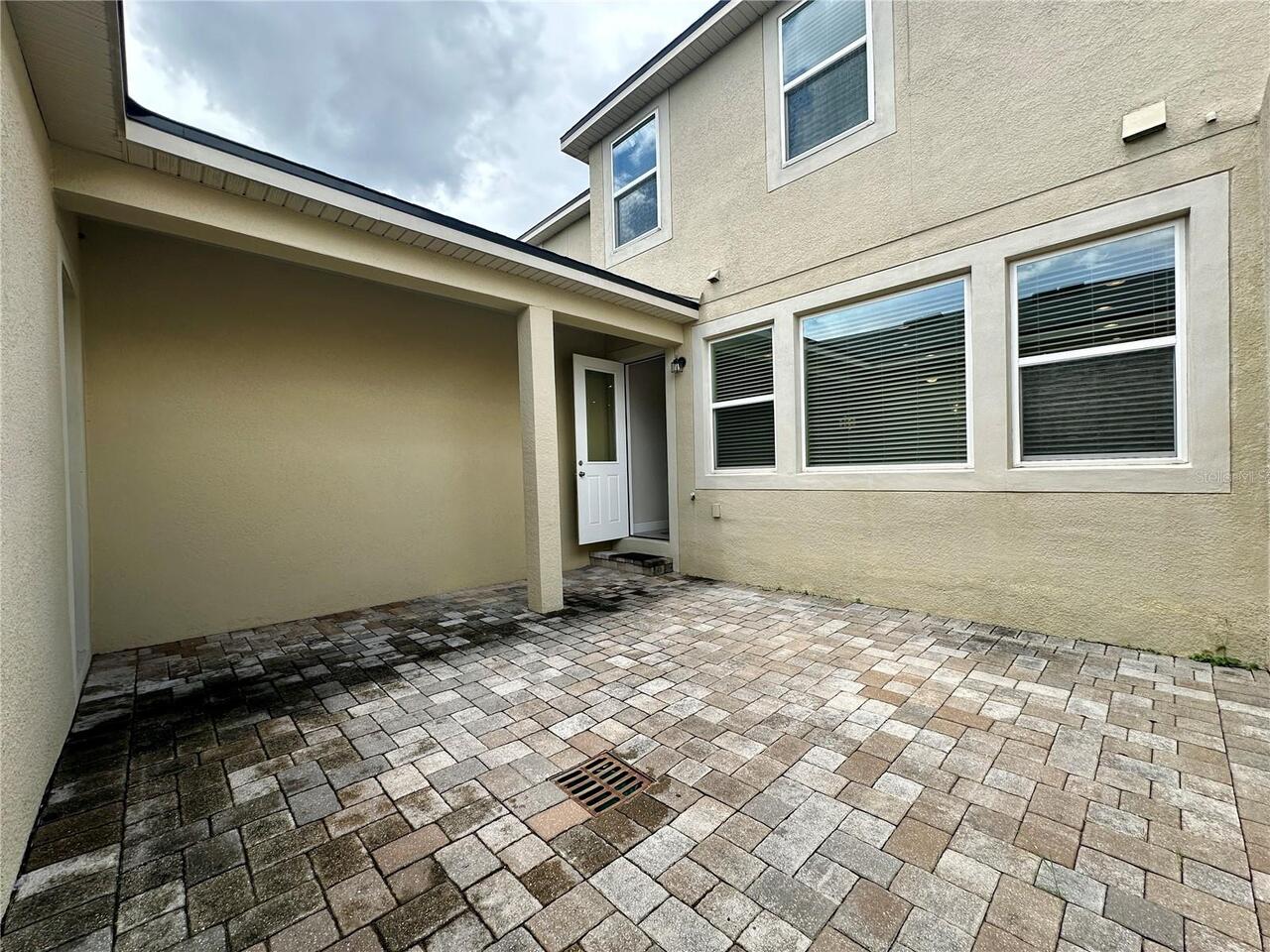 Listing Photo 17