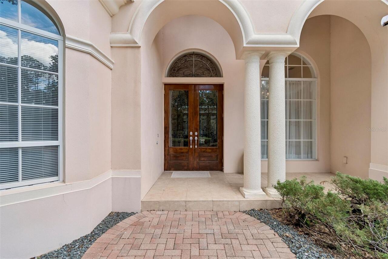 Listing Photo 11