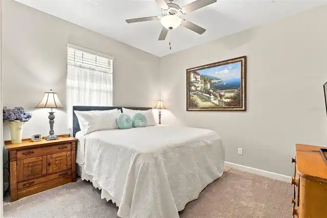 Listing Photo 9