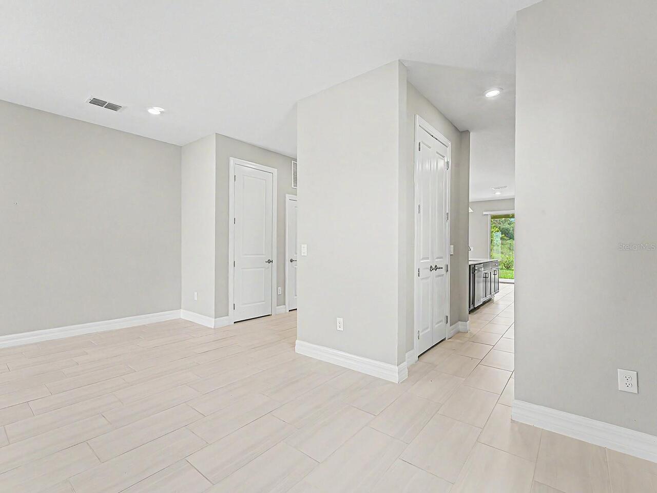 Listing Photo 37