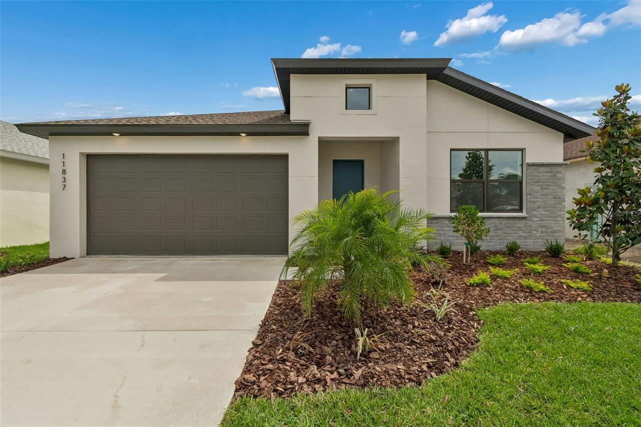 Listing Photo 10