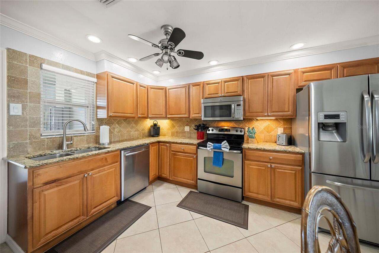 Listing Photo 6