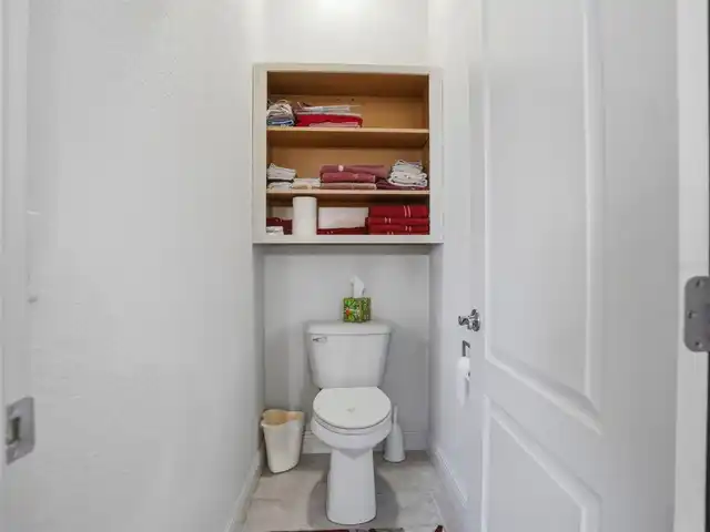 Listing Photo 14