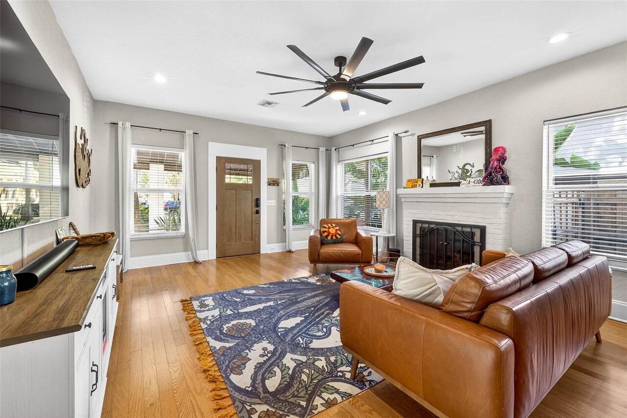 Listing Photo 10