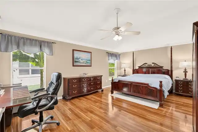 Listing Photo 25