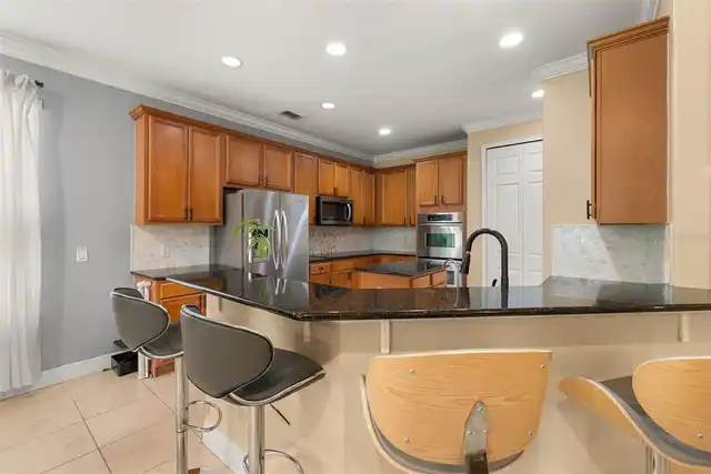 Listing Photo 18