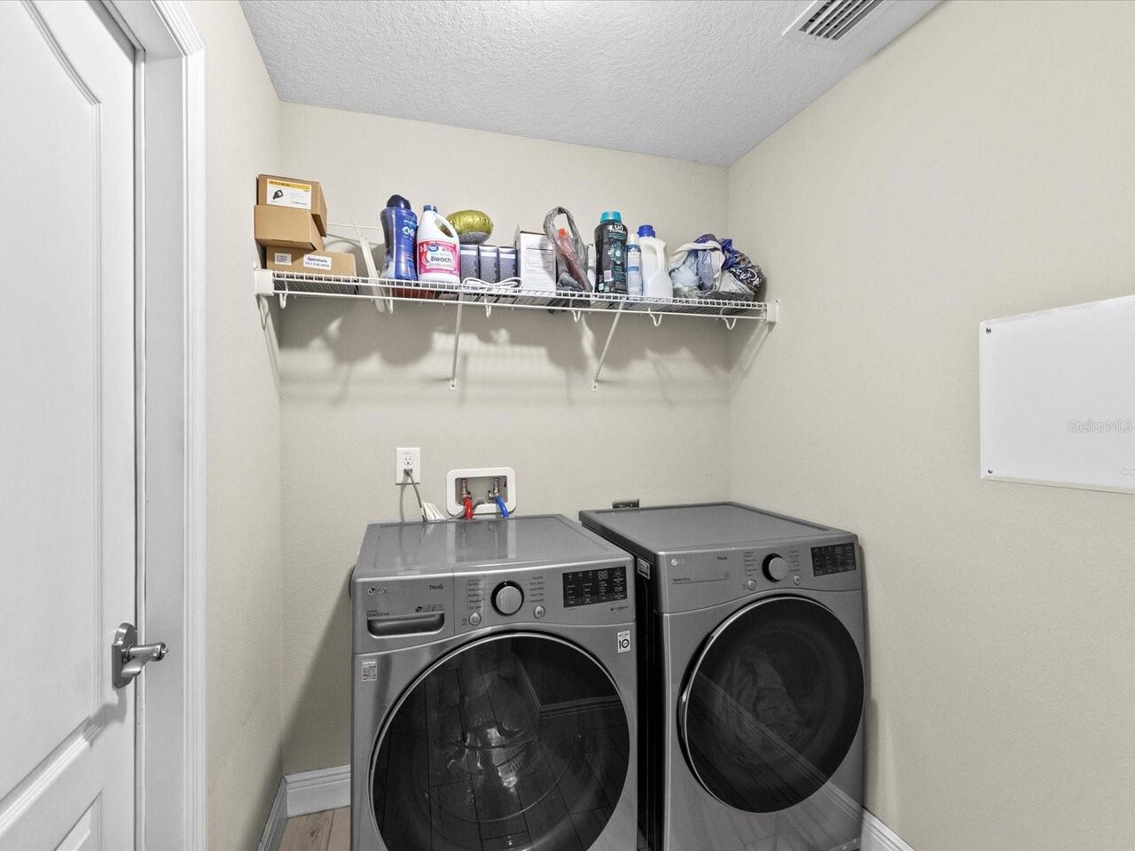 Listing Photo 12
