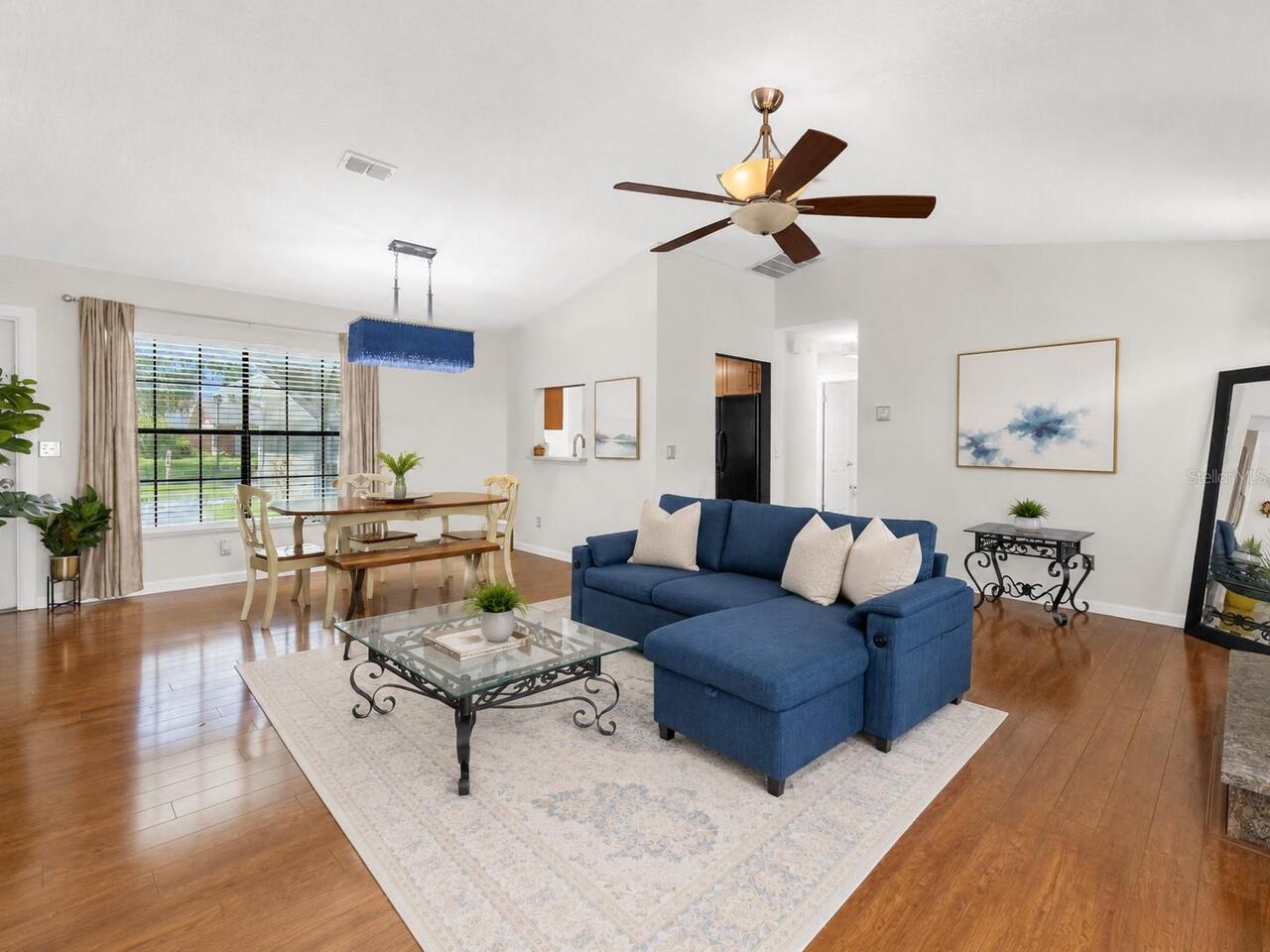 Listing Photo 8