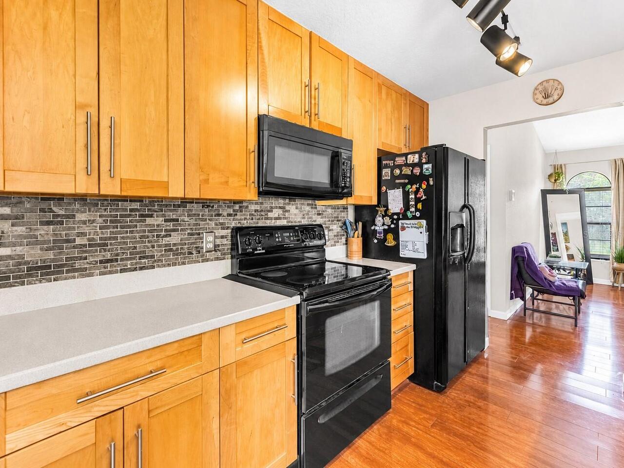 Listing Photo 15