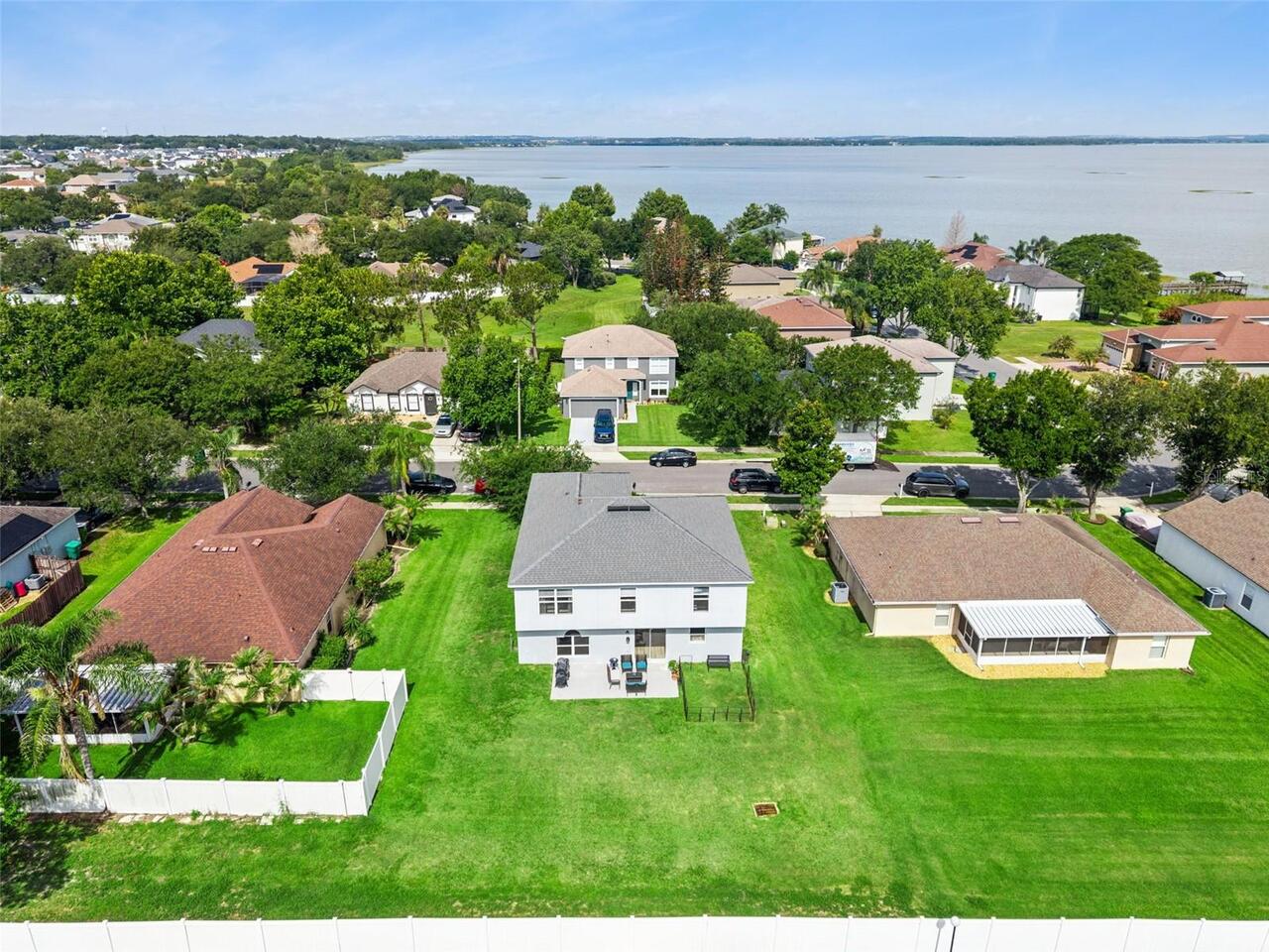 Listing Photo 8