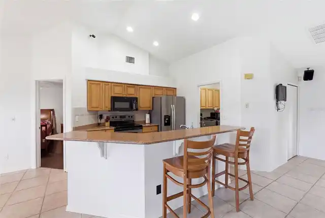Listing Photo 15