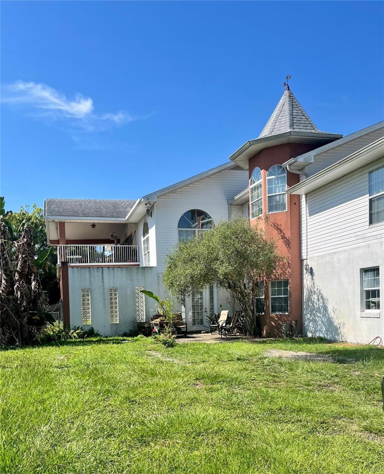 Edgewater Real Estate