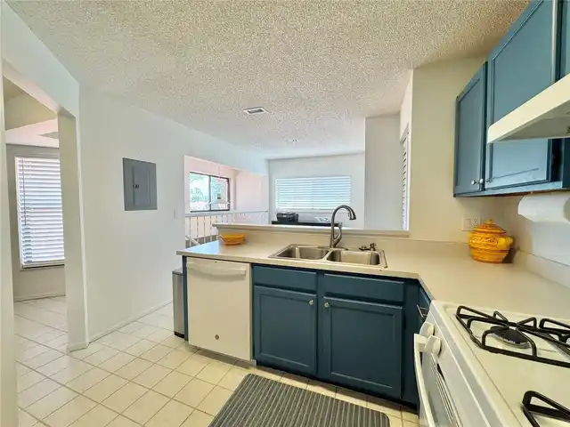 Listing Photo 15