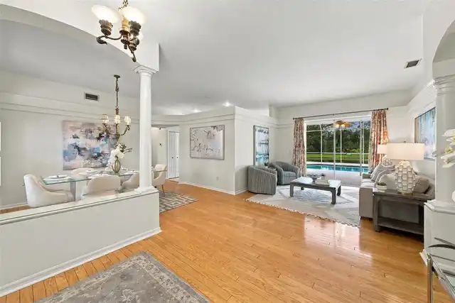 Listing Photo 7