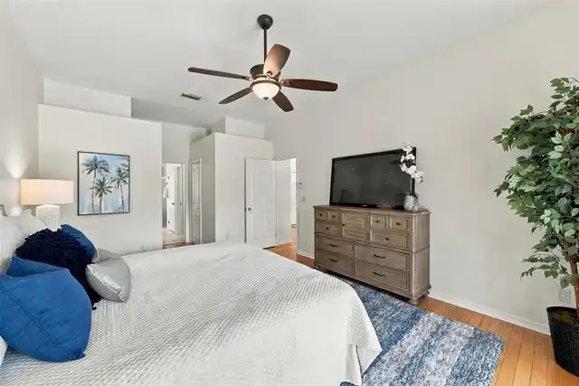 Listing Photo 32