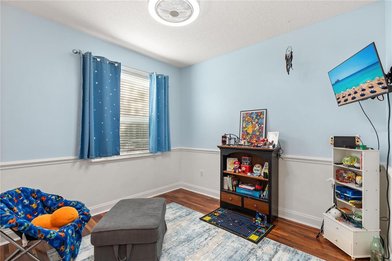 Listing Photo 14