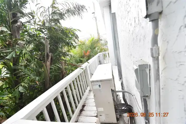 Listing Photo 10