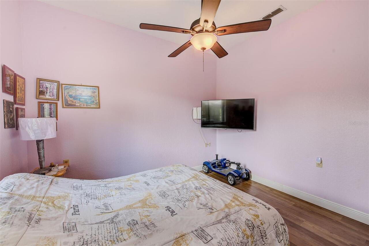 Listing Photo 33
