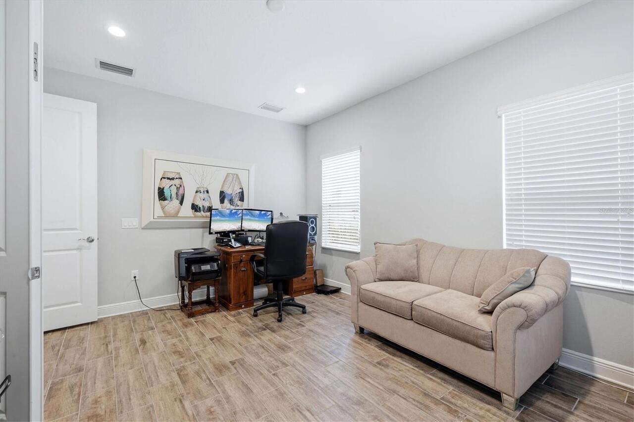 Listing Photo 31