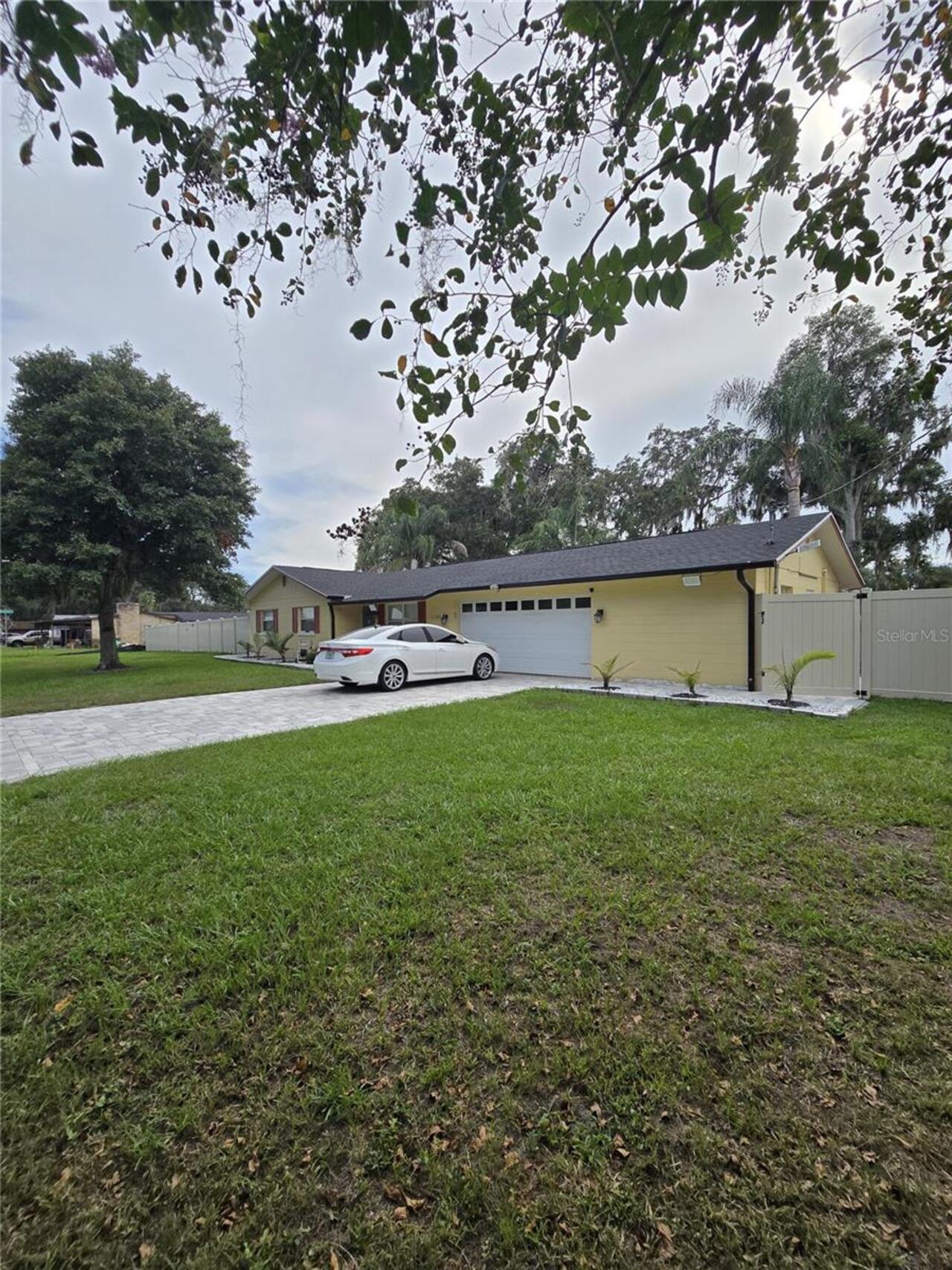 Listing Photo 14