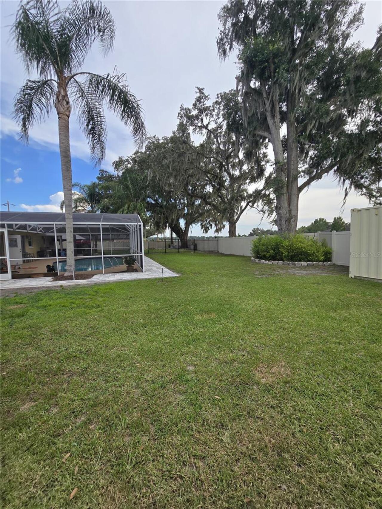 Listing Photo 18